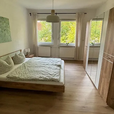 Bitterfelder Cityapartment Im Dichterviertel Buitenkant foto