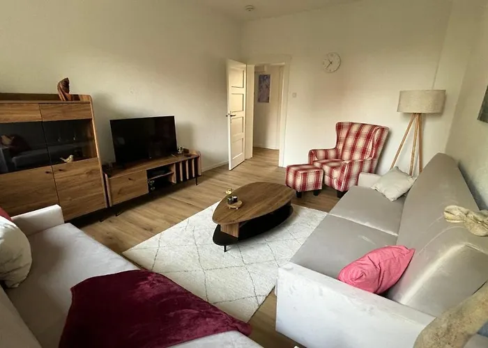 Bitterfelder Cityapartment Im Dichterviertel